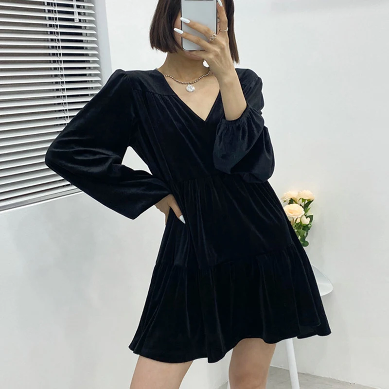 Women Dress Sexy V Neck Lantern Sleeve 2022 Autumn Female Party Vintage Casual Dresses Solid Color Fashion Streetwear
Women Dress Sexy V Neck Lantern Sleeve 2022 Autumn Female Party Vintage Casual Dresses Solid Color Fashion Streetwear