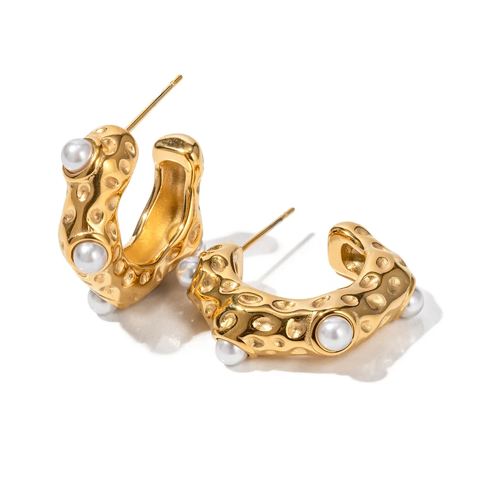 Stainless Steel PVD 18K Gold Plated Tarnish Rugged Pearl Inlay CC Hoop Earrings For Woman Jewelry Wholesale Trendy
Stainless Steel PVD 18K Gold Plated Tarnish Rugged Pearl Inlay CC Hoop Earrings For Woman Jewelry Wholesale Trendy