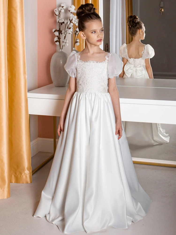 

Flower Girl Dresses White Satin Appliques With Bow Short Sleeve For Wedding Birthday Banquet First Communion Gown