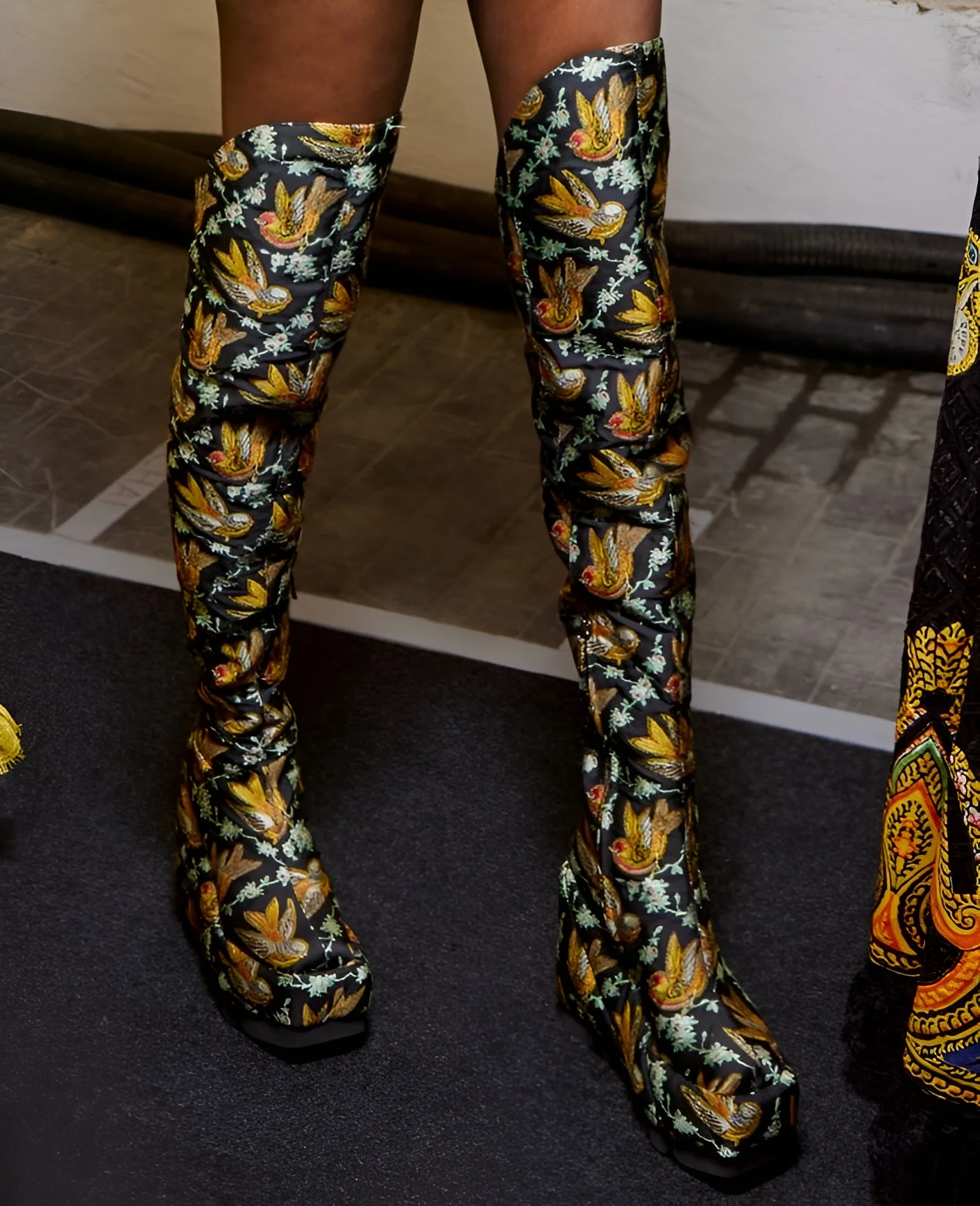 

Print Over the Knee Round Toe Wedges Boots Fashion Lady Show Design High Heel Zip Boots Fall Soft Shoes Dress Luxury