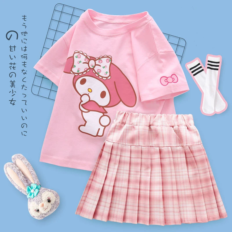 Kawaii Sanriod серия My Melody Kuromi Hello KT Cinnamoroll летнее платье для девочек Новинка Костюм Jk летняя юбка комплект из двух частей
Kawaii Sanriod серия My Melody Kuromi Hello KT Cinnamoroll летнее платье для девочек Новинка Костюм Jk летняя юбка комплект из двух частей