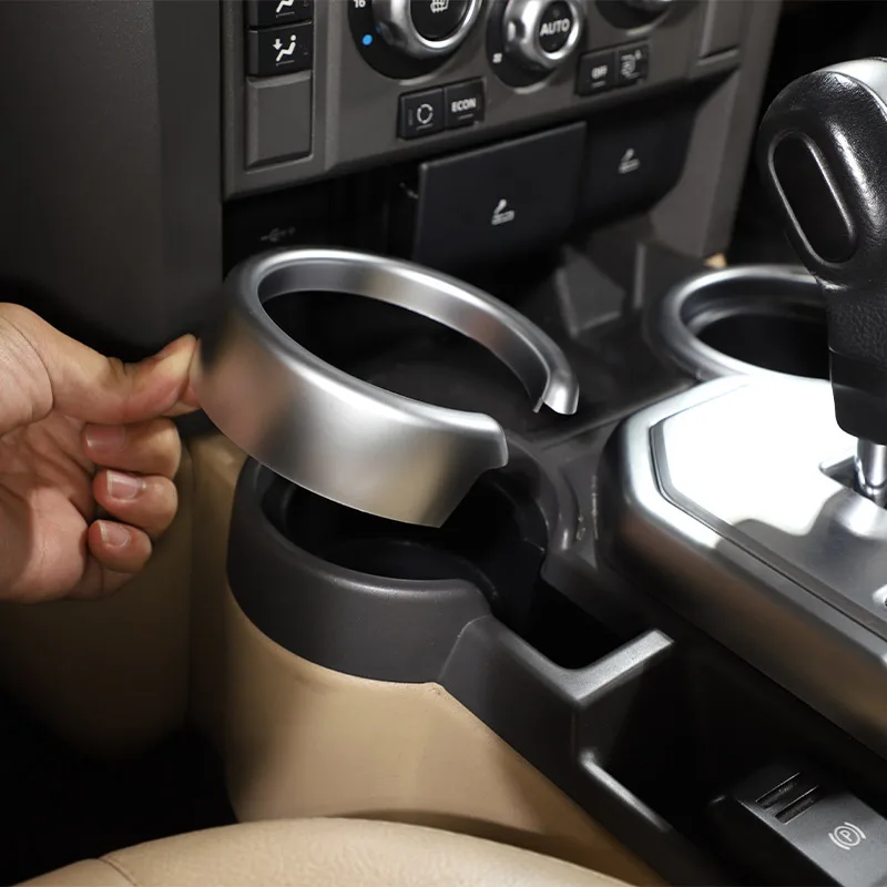 For Land Rover Discovery 3 04-09 ABS Chrome-Plated Car Front Drain Cup Holder Decorative Ring Trim Car Interior Accessories
For Land Rover Discovery 3 04-09 ABS Chrome-Plated Car Front Drain Cup Holder Decorative Ring Trim Car Interior Accessories
