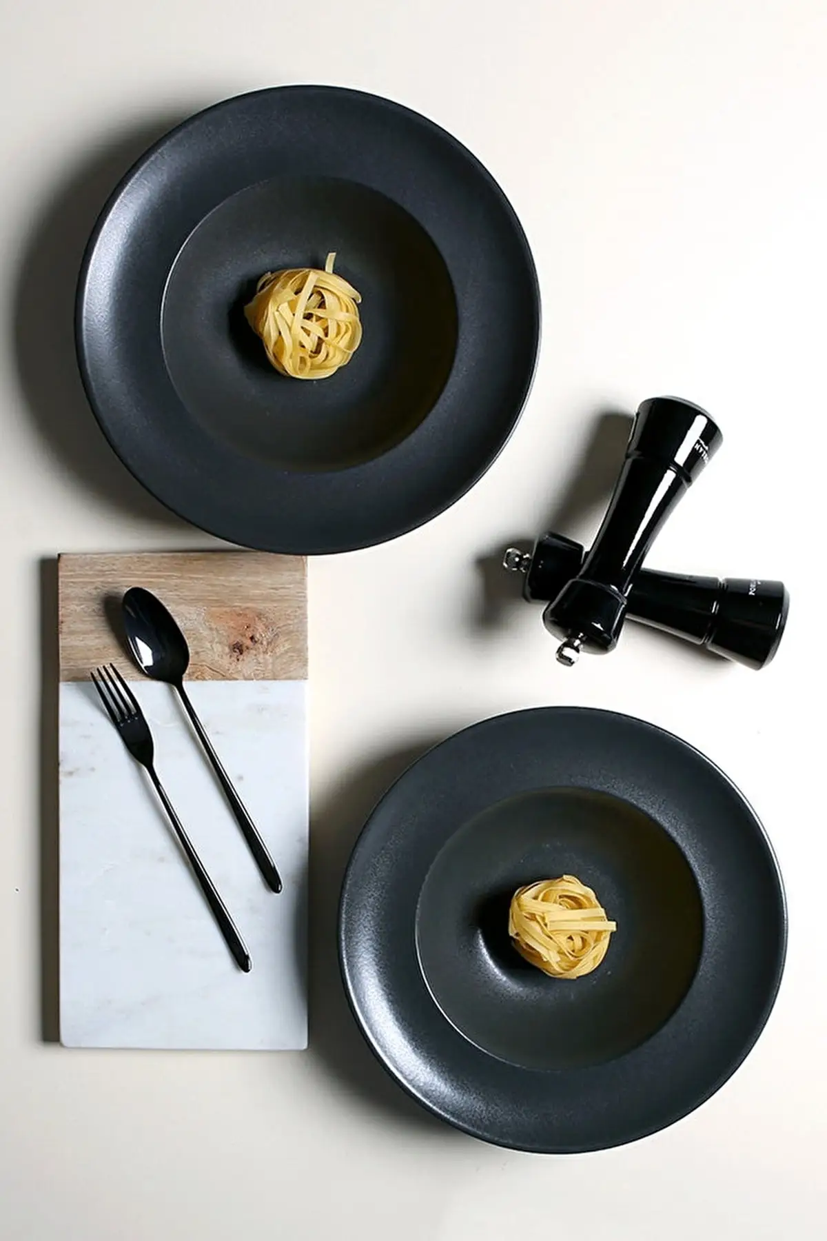 

Black Pasta Salad Plate 2 Pieces 26 Cm Size Porcelain Plates Tableware Dinnerware Stylish Design Presentation Italian Style