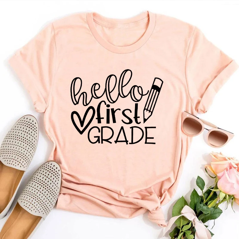 Рубашка Hello First Grade, рубашки для школы, рубашка для учителей, одежда для учителей первого класса, женская рубашка на первый день школы L
Рубашка Hello First Grade, рубашки для школы, рубашка для учителей, одежда для учителей первого класса, женская рубашка на первый день школы L