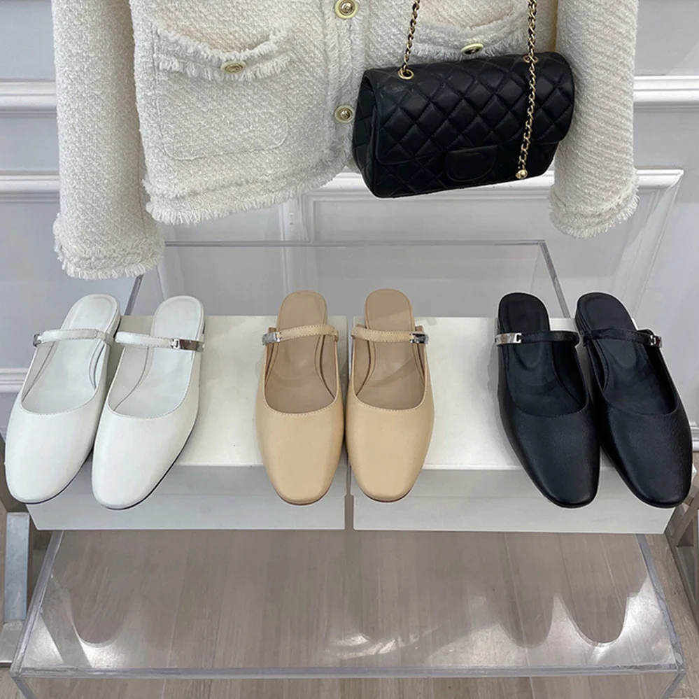 Europe and the United States 2022 new one foot lazy flat Muller leather Baotou half slippers women's sandals for summer wear
Europe and the United States 2022 new one foot lazy flat Muller leather Baotou half slippers women's sandals for summer wear