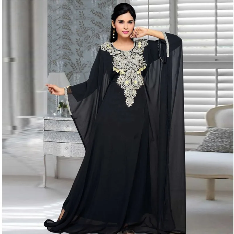 European and American Women's Clothing Middle East Muslim Loose Robe Embroidery Stitching Bow Tie Gown Dress
European and American Women's Clothing Middle East Muslim Loose Robe Embroidery Stitching Bow Tie Gown Dress