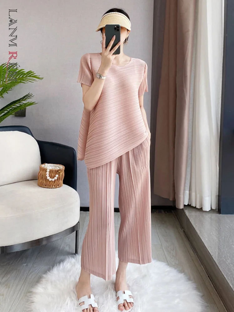 LANMREM Loose Pleated Pants Sets For Women 2024 Summer Short Irregular Shirts With Wide Leg Pants Two Pieces Sets Female 2R2291
LANMREM Loose Pleated Pants Sets For Women 2024 Summer Short Irregular Shirts With Wide Leg Pants Two Pieces Sets Female 2R2291