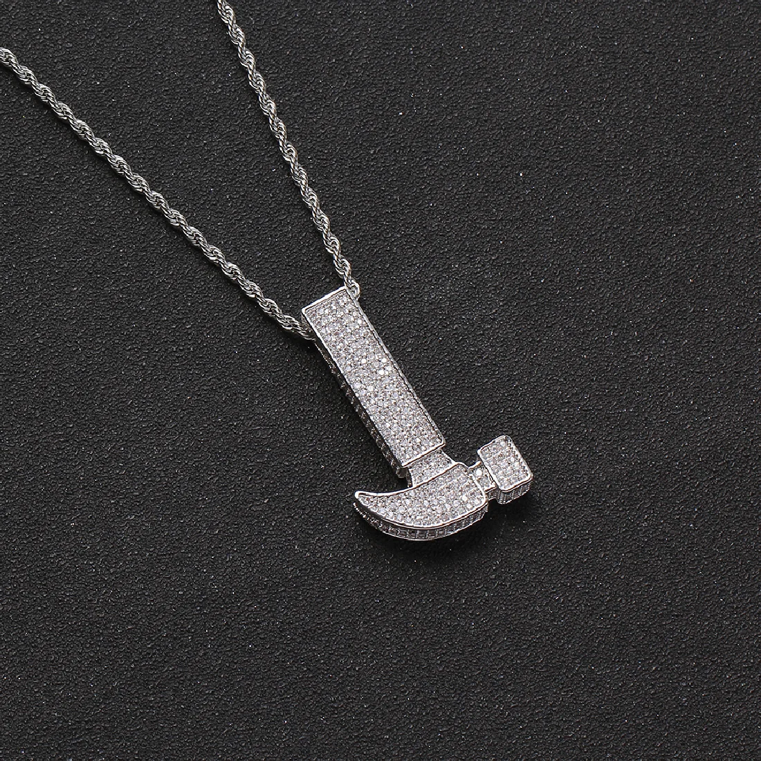 Ожерелье в стиле хип-хоп для мужчин, подвески из латуни с кубическим цирконием, драгоценный камень, подарок CN247
Ожерелье в стиле хип-хоп для мужчин, подвески из латуни с кубическим цирконием, драгоценный камень, подарок CN247