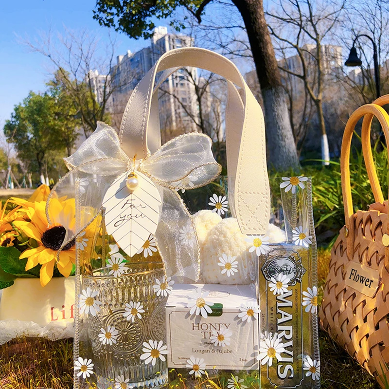 Lucite Gift Bag Storage Bag Ins Transparent Cosmetic Bag Pvc Bag Wedding Candy Hand Gift Minimalist Accessory Bag Decoration
Lucite Gift Bag Storage Bag Ins Transparent Cosmetic Bag Pvc Bag Wedding Candy Hand Gift Minimalist Accessory Bag Decoration