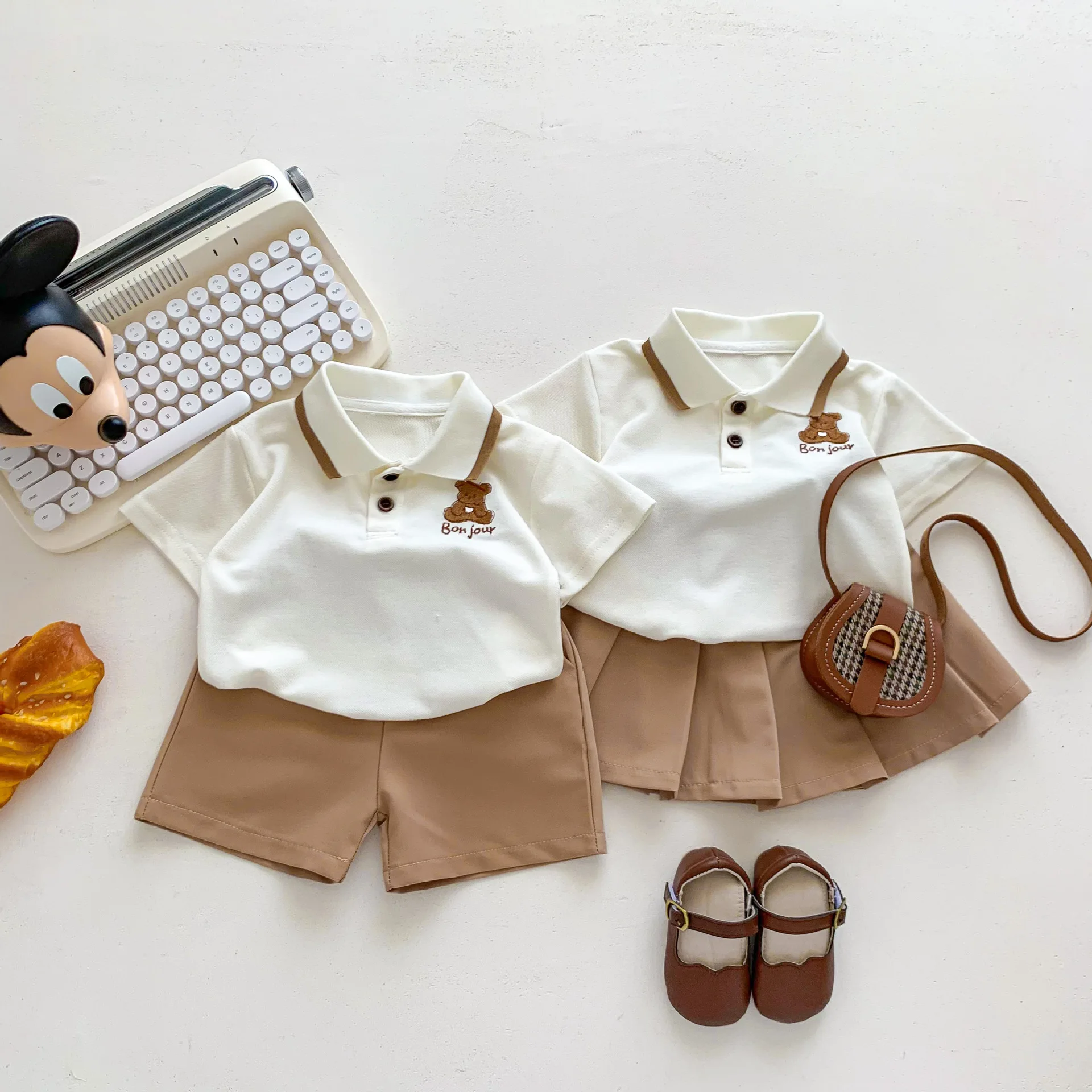Brother Sister Preppy Style Outfit Boys Fashion Polo Short Sleeve Tshirt and Shorts Sets Girls Cartoon Tees and Skirt 2pcs Suit
Brother Sister Preppy Style Outfit Boys Fashion Polo Short Sleeve Tshirt and Shorts Sets Girls Cartoon Tees and Skirt 2pcs Suit
