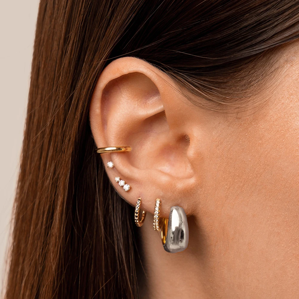 Smooth Gold Silver Color Mixing Metal Splicing Ear Buckle Chunky Hoop Earrings for Women Piercing Huggie Hoops Fashion Jewelry 18 S61edb6019a7443f6bdee428a678f46afb