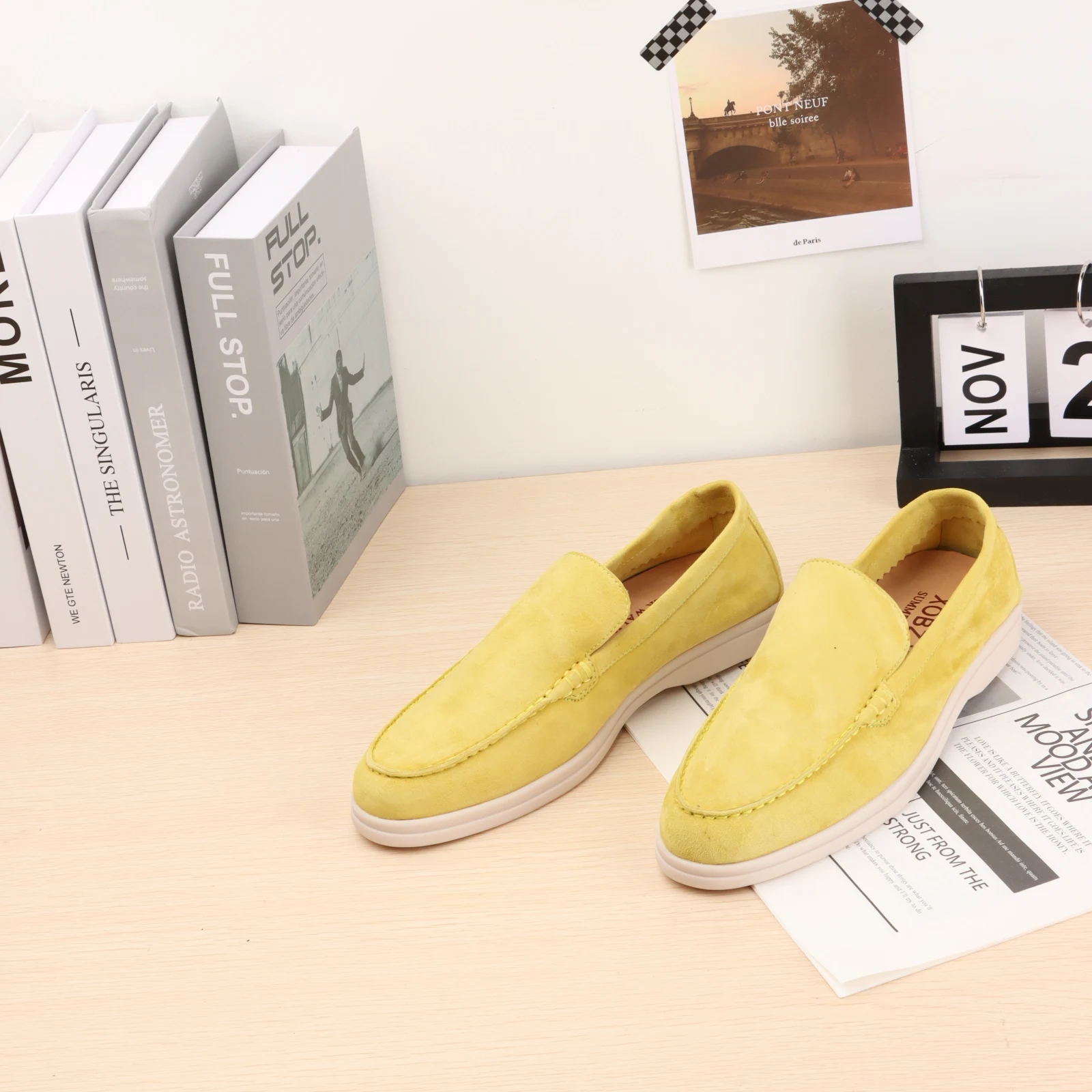 2024 summer new explosive loafers Women's flats Walking shoes Men's fashion casual walking shoes Outdoor sneakers Wedding shoes
2024 summer new explosive loafers Women's flats Walking shoes Men's fashion casual walking shoes Outdoor sneakers Wedding shoes