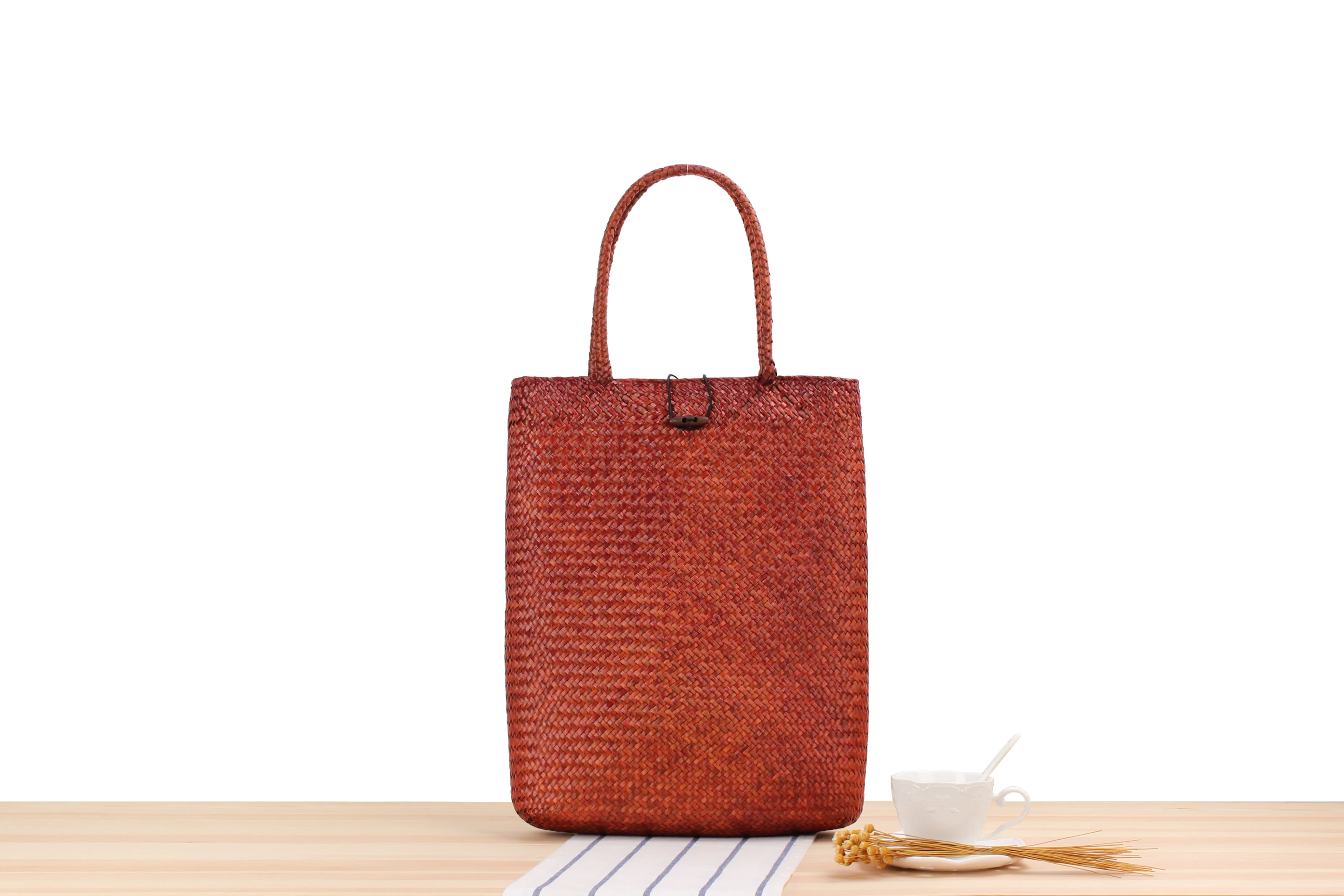 Handmade Rattan Basket Travel Tote 4 S61fc762d5bca4728b203f54cbead7c79O