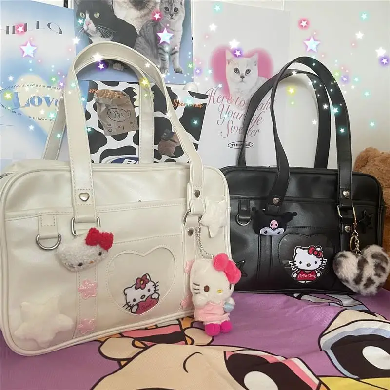 Sanrios Kawaii Hello Kitty идет в школу Девочка Сердце одно плечо школьная сумка Повседневная универсальная вместительная модная сумка
Sanrios Kawaii Hello Kitty идет в школу Девочка Сердце одно плечо школьная сумка Повседневная универсальная вместительная модная сумка