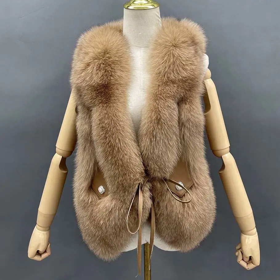 MISSJANEFUR Sleeveless Fur Coat Women 2022 New Fashion Luxury Real Fox Fur Vest Belted Short Wholesale Plus Size Winter Jacket
MISSJANEFUR Sleeveless Fur Coat Women 2022 New Fashion Luxury Real Fox Fur Vest Belted Short Wholesale Plus Size Winter Jacket