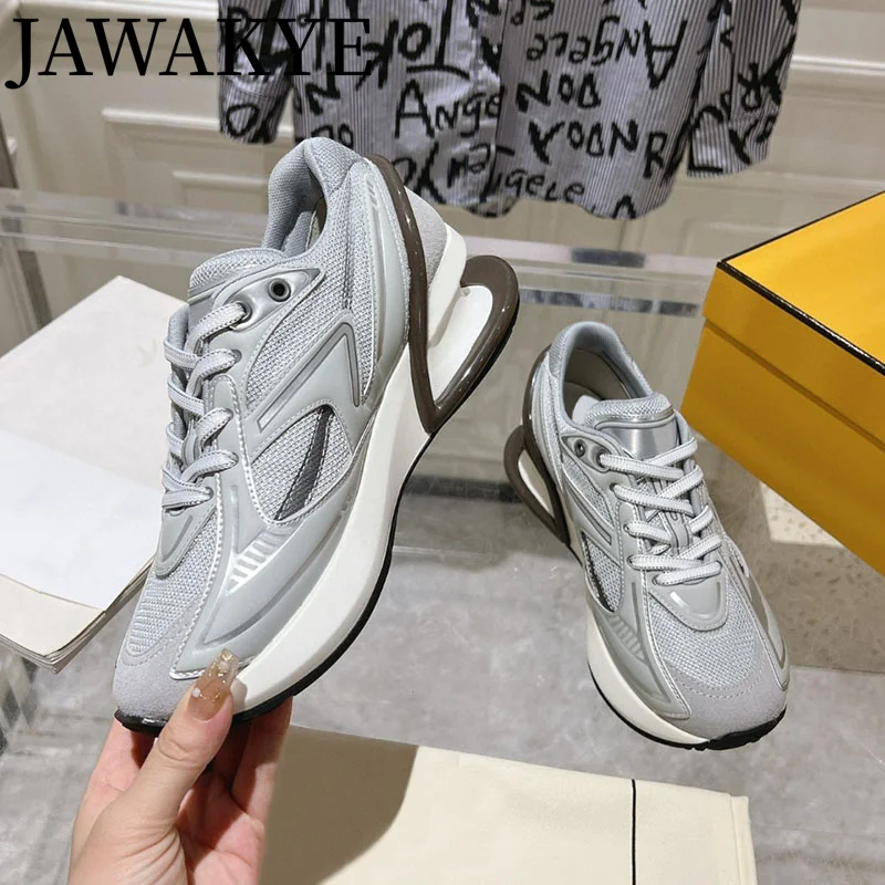 Luxury Brand Mesh Leather Ladies Sneakers Women Causal Shoes Lace up Trainers Men Shoes Breathable Runner Shoes for Spring 2024 
Luxury Brand Mesh Leather Ladies Sneakers Women Causal Shoes Lace up Trainers Men Shoes Breathable Runner Shoes for Spring 2024
