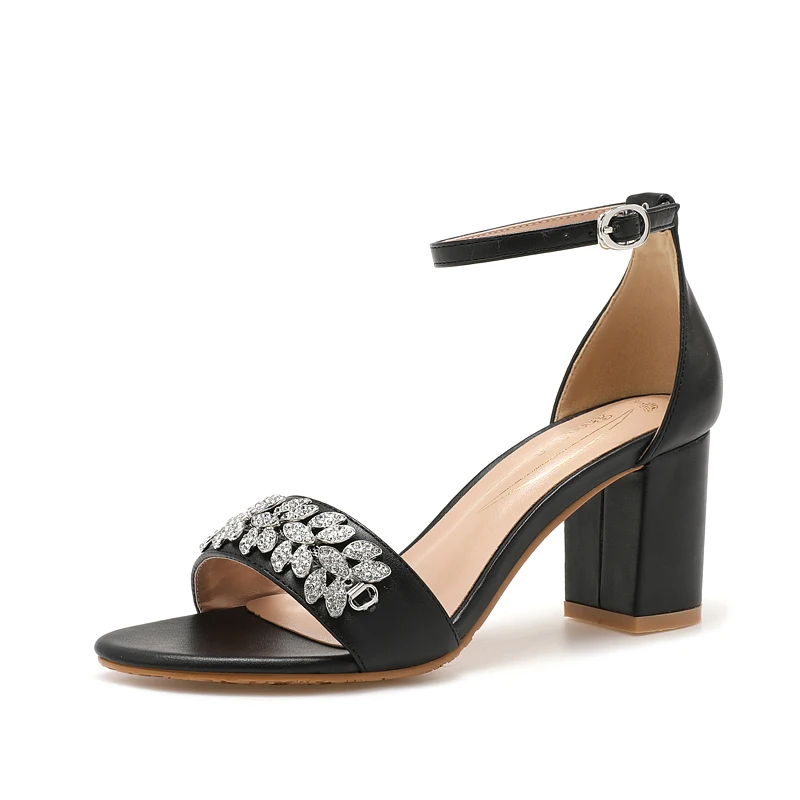 Summer Sandals Round Toe Sandals Thick Heel Sandals Metal Accessories Chain Open Toe Women's Shoes Back Cover Heel Fashion Shoes
Summer Sandals Round Toe Sandals Thick Heel Sandals Metal Accessories Chain Open Toe Women's Shoes Back Cover Heel Fashion Shoes