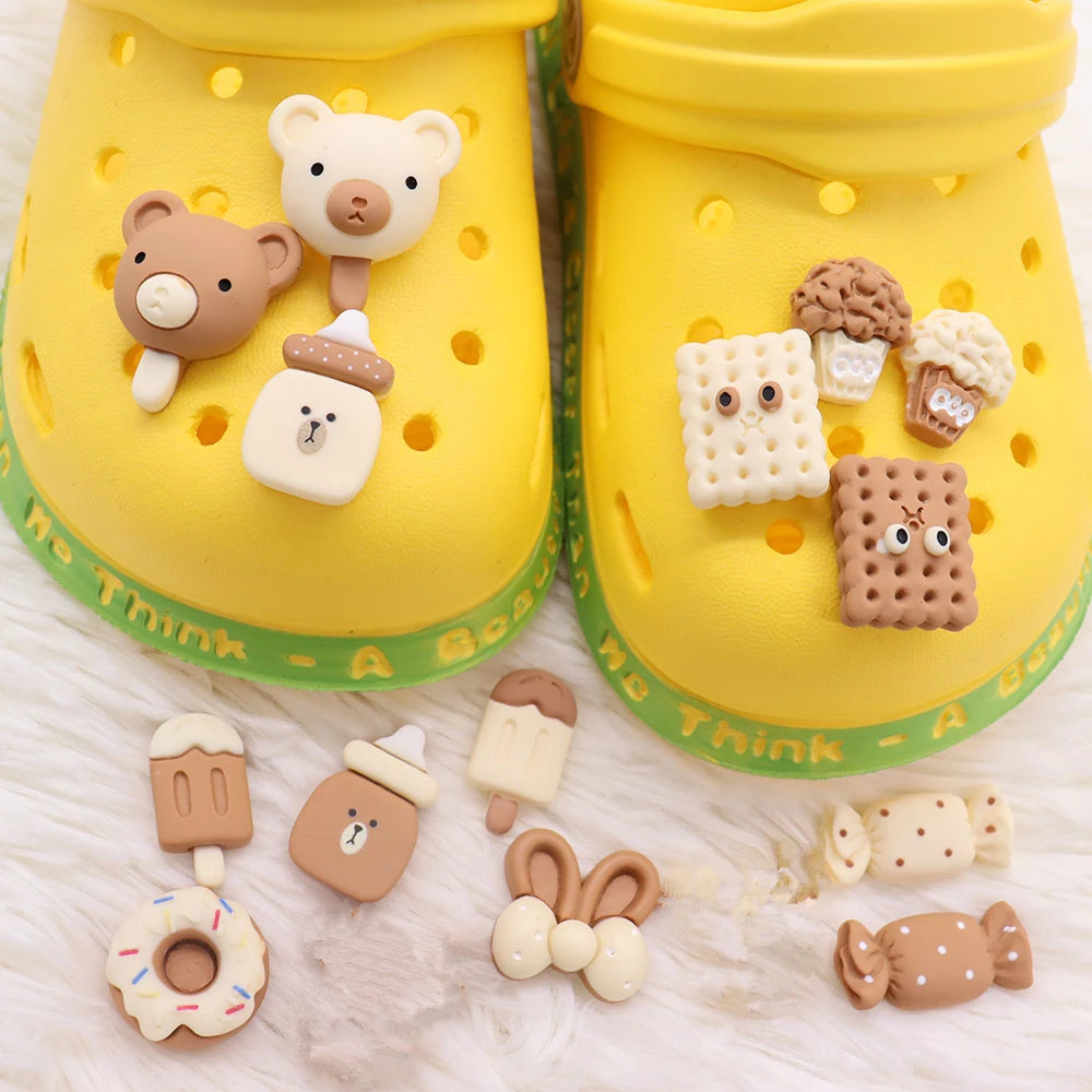 1 шт. пончик печенье медведь попкорн мультфильм обуви талисманы сандалии обувь аксессуары украшения для Croc JIBZ детская вечеринка подарок
1 шт. пончик печенье медведь попкорн мультфильм обуви талисманы сандалии обувь аксессуары украшения для Croc JIBZ детская вечеринка подарок