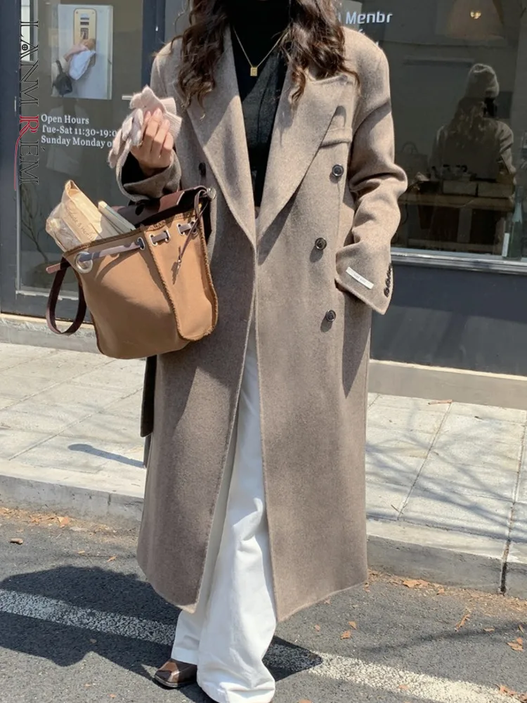 

Женское шерстяное пальто LANMREM, длинное двубортное пальто с отложным воротником и поясом, однотонная теплая одежда высокого качества, новинка 2AA4505