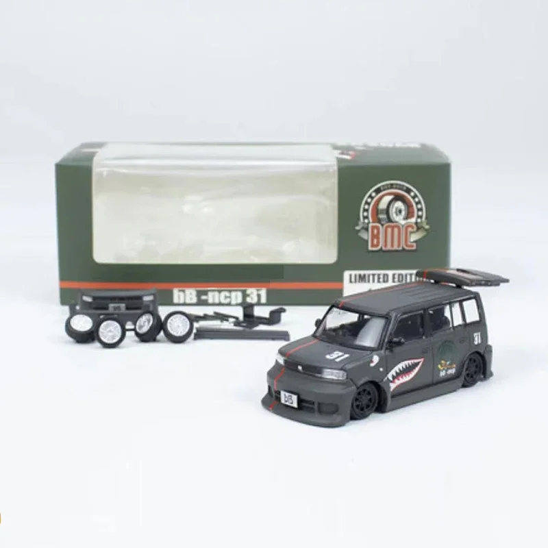 BM Creation 1:64 Model Car 2000 bB Open Tail Gate W/Tool Set- Matte Green P40 Tiger Coating
BM Creation 1:64 Model Car 2000 bB Open Tail Gate W/Tool Set- Matte Green P40 Tiger Coating