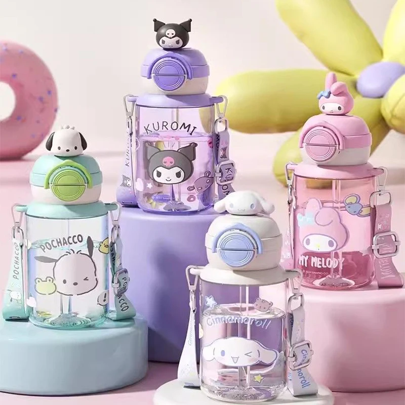 Cinnamoroll My Melody аниме Kawaii Sanrio детская соломенная чашка для воды летняя Милая Kuromi Ins портативный чайник подарки для девочек
Cinnamoroll My Melody аниме Kawaii Sanrio детская соломенная чашка для воды летняя Милая Kuromi Ins портативный чайник подарки для девочек