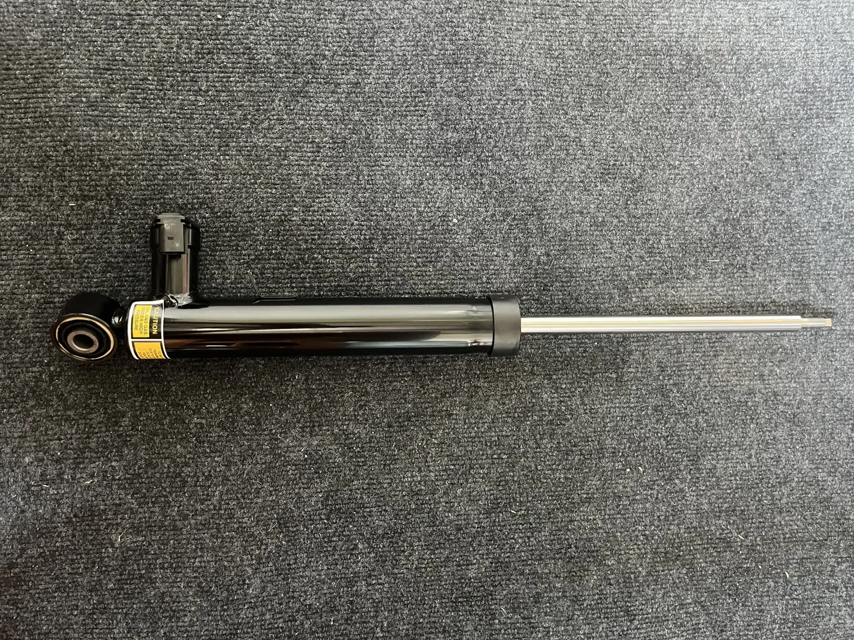 Par Rear Right & Left Electric Shock Absorbers For VW Passat CC Golf VI SciroccoOE:3C0513045D,3C0513046D 
Par Rear Right & Left Electric Shock Absorbers For VW Passat CC Golf VI SciroccoOE:3C0513045D,3C0513046D