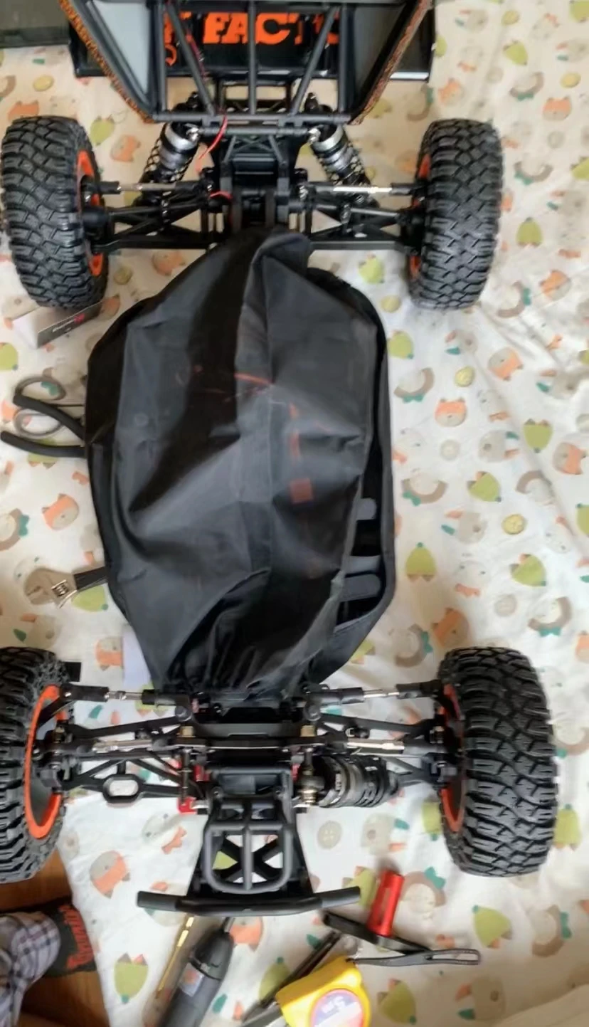 Пылезащитная крышка LOSI 1/5DBXL для электрической модели автомобиля, рассеивающая тепло, дышащая, с защитой от песка, от известь, пыли и брызг
Пылезащитная крышка LOSI 1/5DBXL для электрической модели автомобиля, рассеивающая тепло, дышащая, с защитой от песка, от известь, пыли и брызг