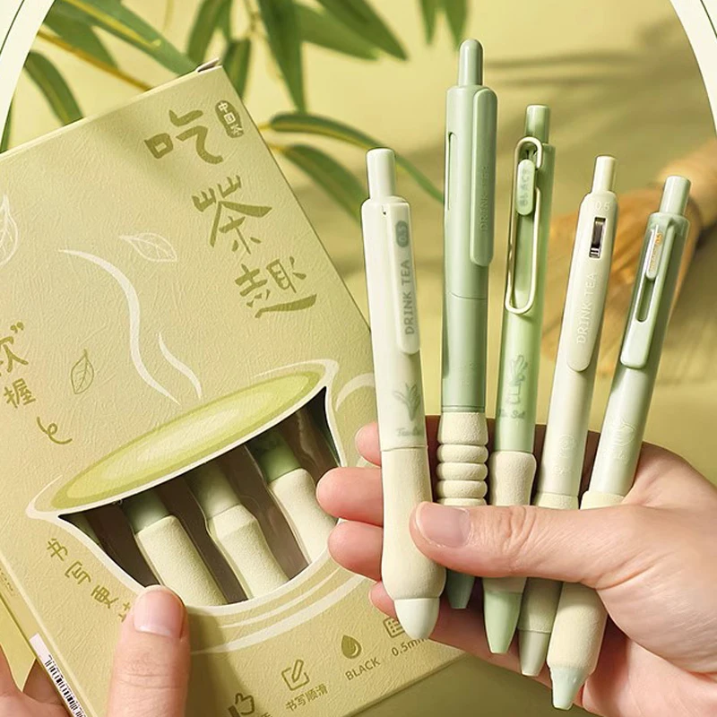 Newstyle Gel Pens, Black Pens Fine Point Smooth Writing Pen 0.5mm Retractable, Best Aesthetic Cute Pens for Journaling Note
Newstyle Gel Pens, Black Pens Fine Point Smooth Writing Pen 0.5mm Retractable, Best Aesthetic Cute Pens for Journaling Note