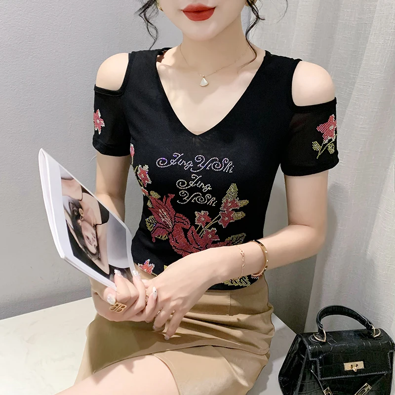 

Black Summer Korean Style T-Shirt Sexy V-Neck Off Shoulder Shiny Diamonds Women Tops Short Sleeve Drilling Tees 2024 New 431818