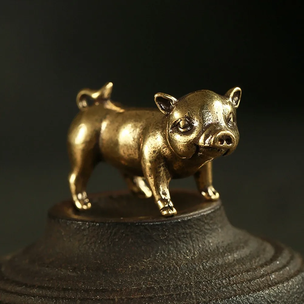 Retro Brass Handmade Pig Miniatures Figurines Desk Ornament Metal Copper Animal Model Toy Tea Pets Decoration Crafts Accessories
Retro Brass Handmade Pig Miniatures Figurines Desk Ornament Metal Copper Animal Model Toy Tea Pets Decoration Crafts Accessories