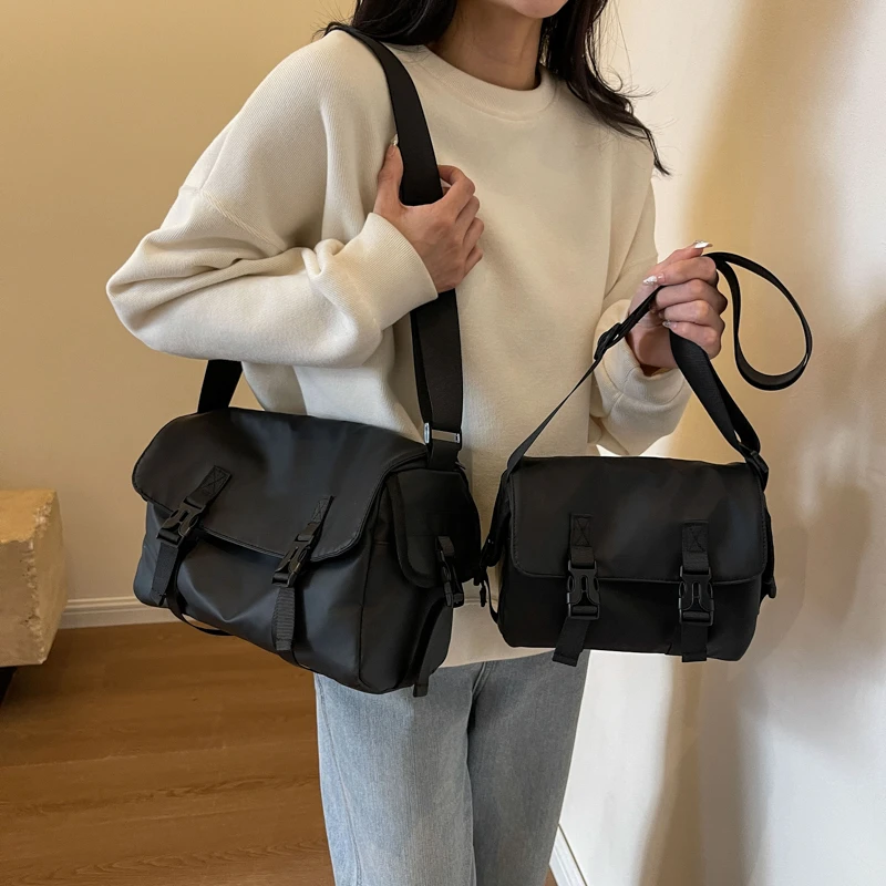 2024 New Crossbody Bag Korean Version Fashion Men's And Women's High Quality Nylon Shopping Travel Large And Small Shoulder Bag
2024 New Crossbody Bag Korean Version Fashion Men's And Women's High Quality Nylon Shopping Travel Large And Small Shoulder Bag