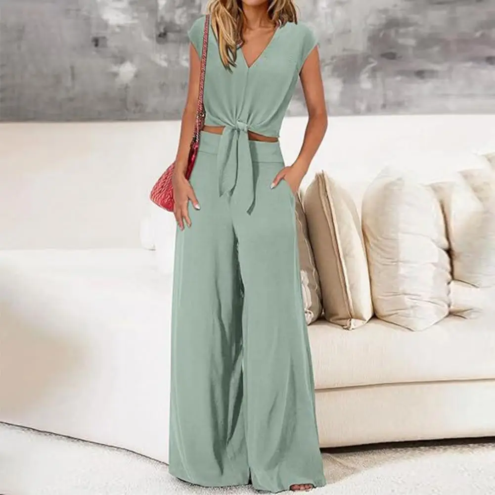 Women Breathable Suit Set Women's Lace-up Knot Top Wide Leg Pants Set for Ol Commute V Neck High Waist Solid Color T-shirt
Women Breathable Suit Set Women's Lace-up Knot Top Wide Leg Pants Set for Ol Commute V Neck High Waist Solid Color T-shirt