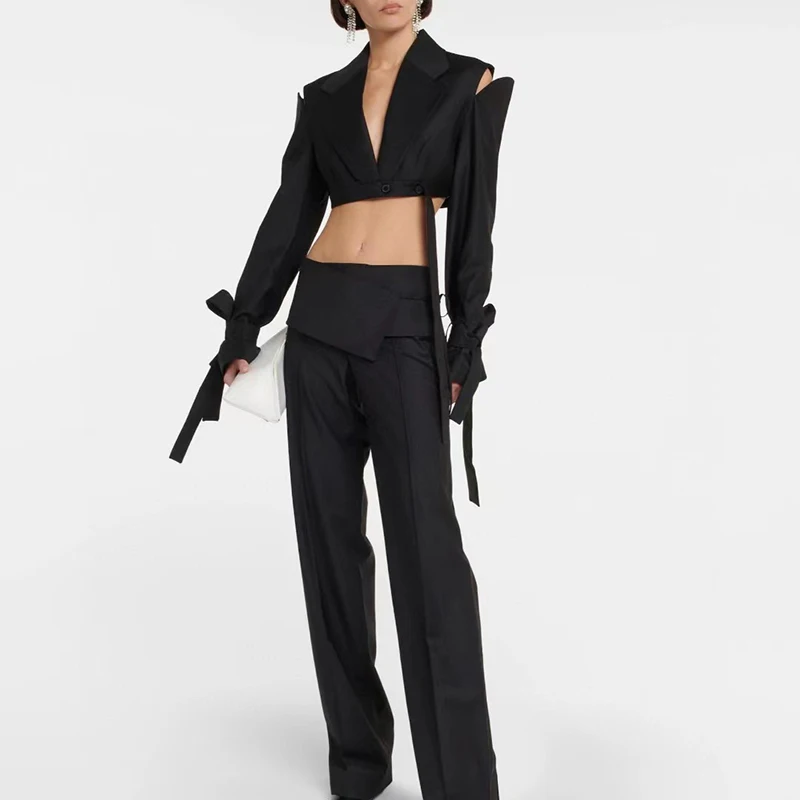 2023 Autumn New High waisted strapless one-button blazer fashion sexy cut-out jacket high quality wool women's tops y2k
2023 Autumn New High waisted strapless one-button blazer fashion sexy cut-out jacket high quality wool women's tops y2k