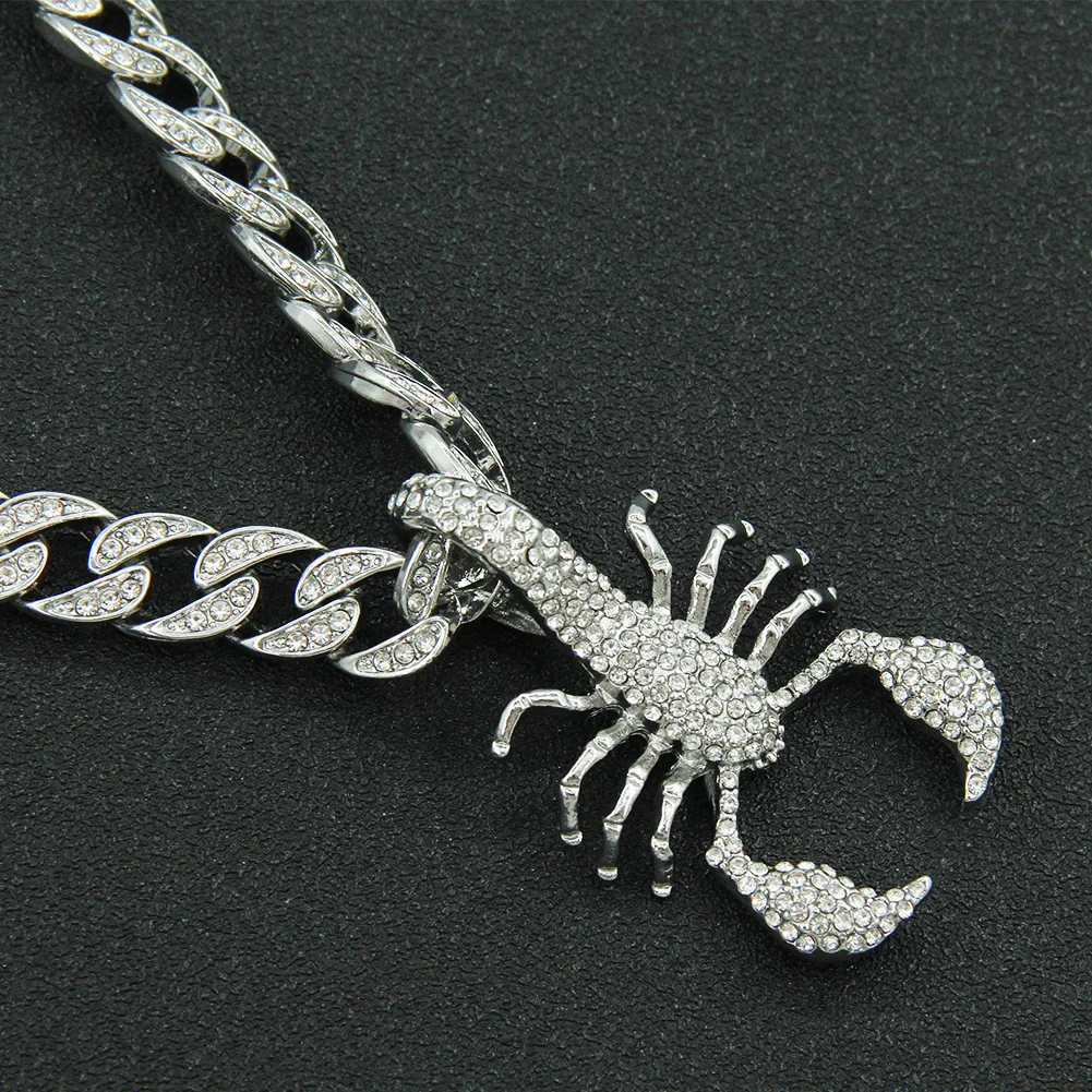 Hip Hop Iced Out Cuban Chains Bling Diamond Rhinestone Animal Scorpion Pendant Necklaces Gold Charm Club Jewelry for Male Choker
Hip Hop Iced Out Cuban Chains Bling Diamond Rhinestone Animal Scorpion Pendant Necklaces Gold Charm Club Jewelry for Male Choker