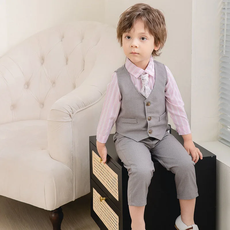 Birthday Costume for Baby Boy Gentleman Outfits Handsome Suit Bow Stripe Shirt + Vest + Trousers 3PCS
Birthday Costume for Baby Boy Gentleman Outfits Handsome Suit Bow Stripe Shirt + Vest + Trousers 3PCS