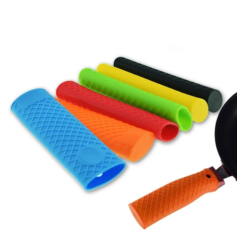 Silicone handle cover thermal insulation and anti slip handle cover stir fry gloves silicone handle cover heat-resistant
Silicone handle cover thermal insulation and anti slip handle cover stir fry gloves silicone handle cover heat-resistant
