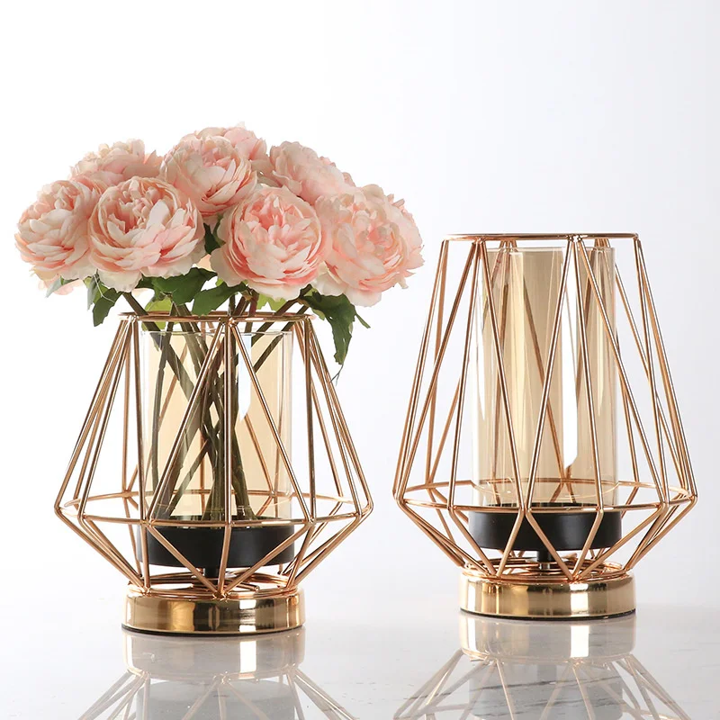 Американский светильник, роскошное креативное украшение, металлическая ваза, украшение для гостиной, дома, Цветочная композиция для крыльца
Американский светильник, роскошное креативное украшение, металлическая ваза, украшение для гостиной, дома, Цветочная композиция для крыльца