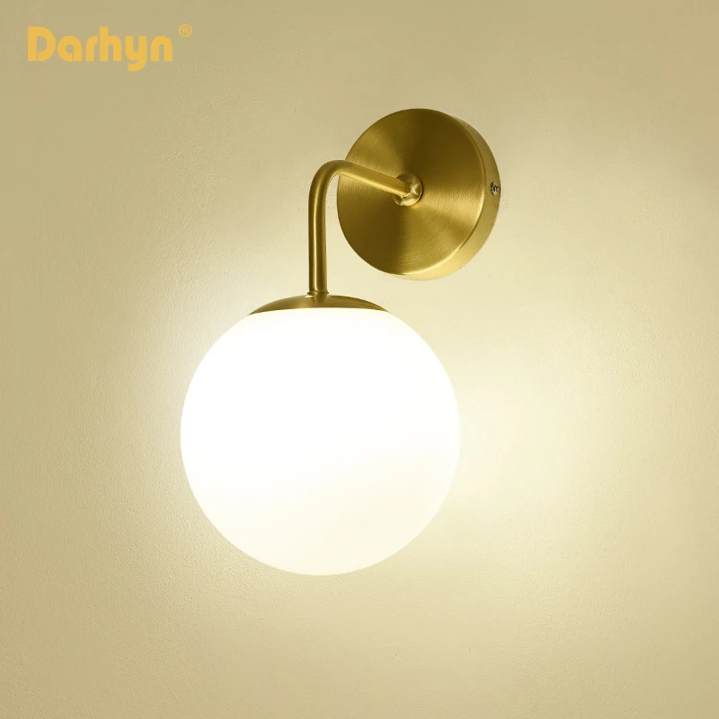 Nordic Wall lamp Golden Wall Lights With Milky Special Glass Round Ball For Home Indoor Decor Bedroom Bedside Wall Lights
Nordic Wall lamp Golden Wall Lights With Milky Special Glass Round Ball For Home Indoor Decor Bedroom Bedside Wall Lights