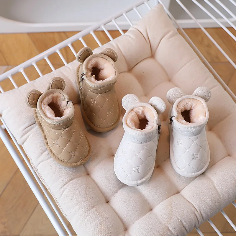 Winter 2023 Girls Snow Boots Cute Plush Thick Warm Cotton Boots Baby Soft Soles Waterproof Short Boots Kids Non-slip Shoes 1-6y
Winter 2023 Girls Snow Boots Cute Plush Thick Warm Cotton Boots Baby Soft Soles Waterproof Short Boots Kids Non-slip Shoes 1-6y