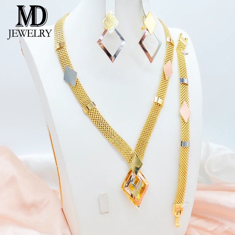 Jewelry Sets For Women Three Colors Necklace Earrings Bracelets Pendant Rhombus Design Simple Fashion Gift
Jewelry Sets For Women Three Colors Necklace Earrings Bracelets Pendant Rhombus Design Simple Fashion Gift