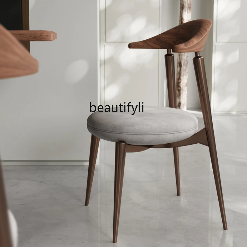 Dining Chair Modern Household Leather Armchair Nordic Minimalism Chair Retro Style Dining Table and Chair
Dining Chair Modern Household Leather Armchair Nordic Minimalism Chair Retro Style Dining Table and Chair
