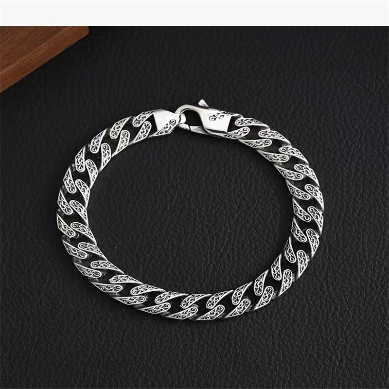 European and American S925 Sterling Silver Cuban Vine Grass Pattern Bracelet for Men's Personalized Punk Trend Versatile Hip Hop
European and American S925 Sterling Silver Cuban Vine Grass Pattern Bracelet for Men's Personalized Punk Trend Versatile Hip Hop