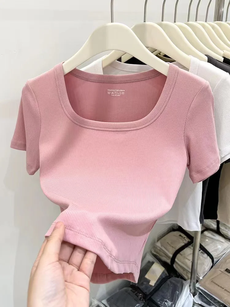 تي شيرت نسائي جديد لعام 2024 بقصة ضيقة وأكمام قصيرة، ياقة مربعة مع تصميم خيوط، أنيق للربيع والصيف، ملابس كاجوال عصرية تي شيرت نسائي جديد لعام 2024 بقصة ضيقة وأكمام قصيرة، ياقة مربعة مع تصميم خيوط، أنيق للربيع والصيف، ملابس كاجوال عصرية