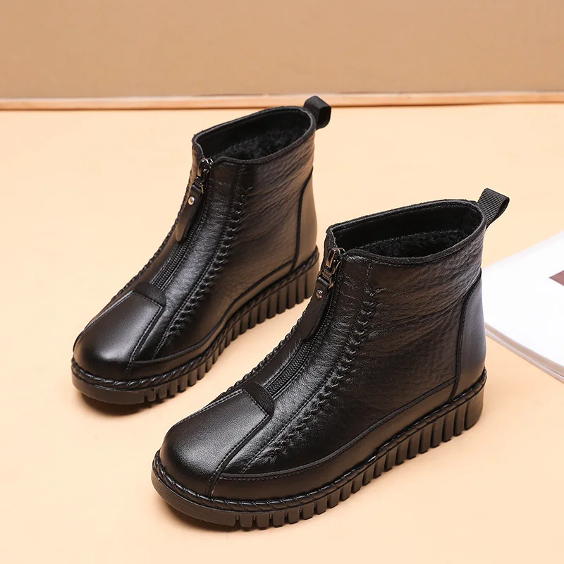 Winter Women Genuine Leather Plush Warm Zipper Ankle Boots Women Flat Heels Snow Boots Mother Shoes Non-slip Booties
Winter Women Genuine Leather Plush Warm Zipper Ankle Boots Women Flat Heels Snow Boots Mother Shoes Non-slip Booties