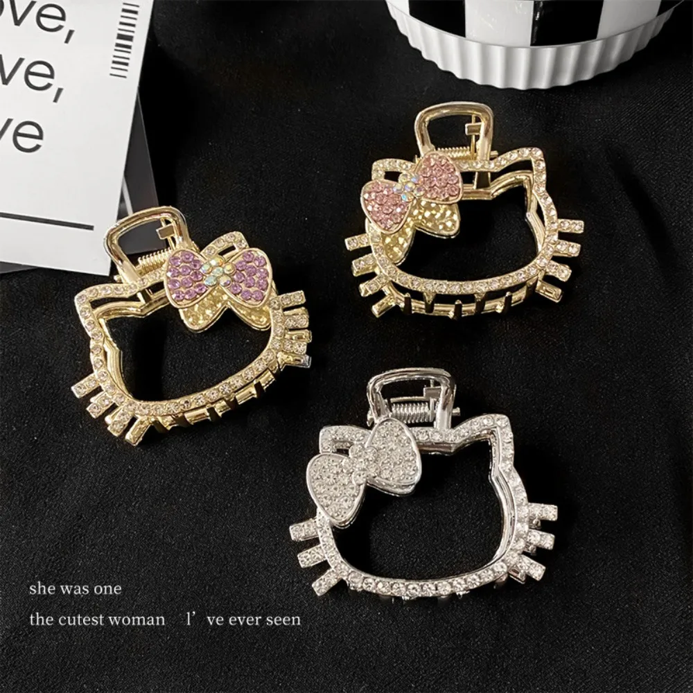 Kawaii Cute Sanrio Hello Kitty Hollow Out Bow Barrette Hair Roller Schoolgirl Attachment Daily Decoration Festivals Gift
Kawaii Cute Sanrio Hello Kitty Hollow Out Bow Barrette Hair Roller Schoolgirl Attachment Daily Decoration Festivals Gift