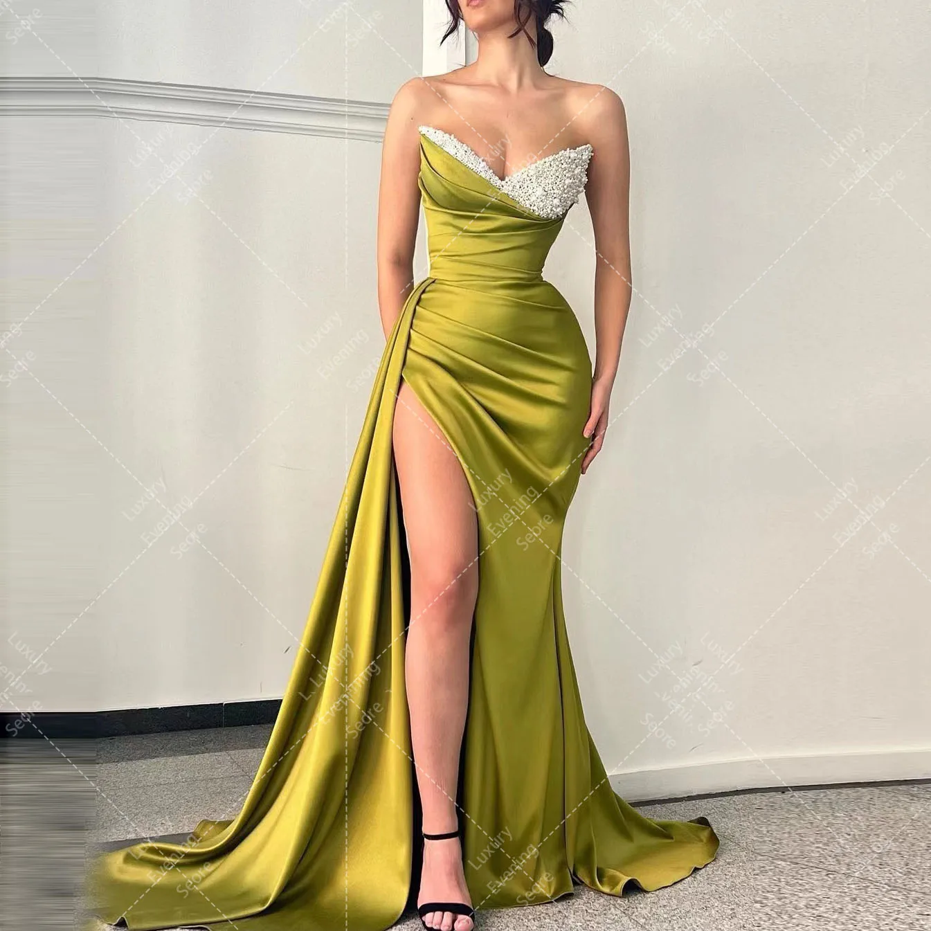 

Luxury Crystal Evening Dresses For Woman Mermaid Sparkly Sweetheart Sexy Side Slit Pleat Satin Prom Gowns Formal Fashion Party