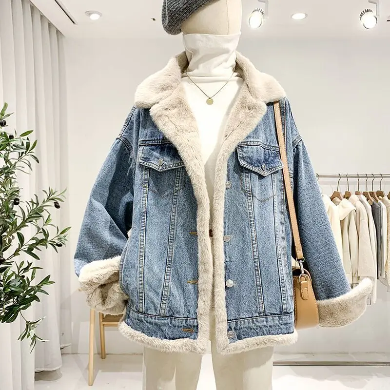 Winter Warm Thick Blue Denim Coat with Fleece for Women Streetwear Jeans Jacket Vintage Y2k Button Up Clothing 2024
Winter Warm Thick Blue Denim Coat with Fleece for Women Streetwear Jeans Jacket Vintage Y2k Button Up Clothing 2024