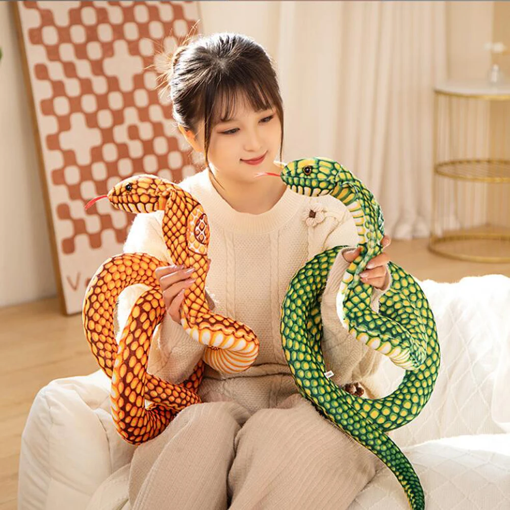 

Simulated Cobra Snake Stuffed Plush Toy