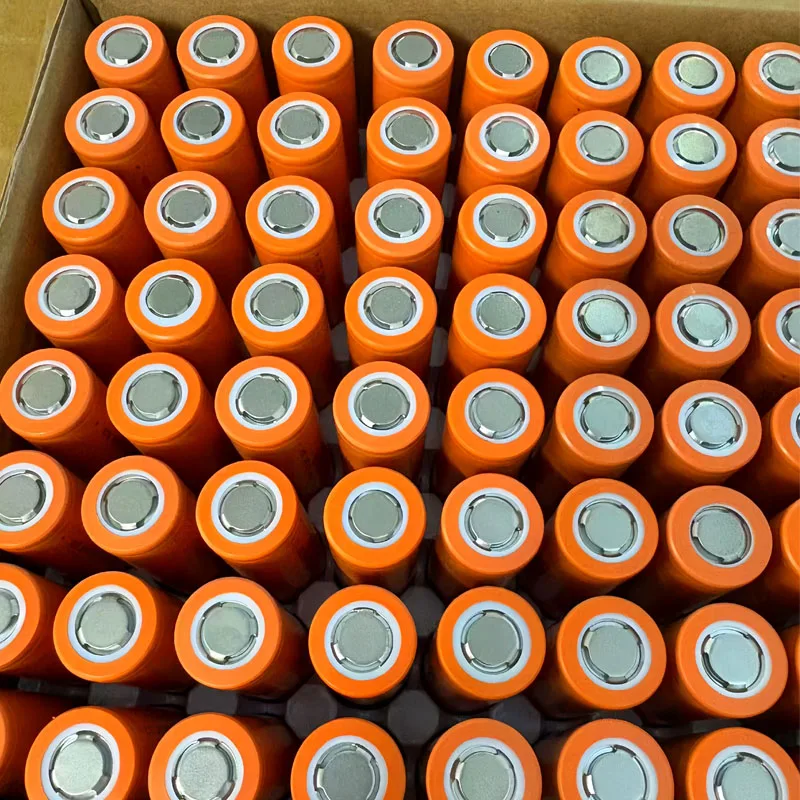 New A-class 3.7V 5000mAh high-capacity 21700 lithium-ion battery 3C high discharge electric tool power battery EU/US duty-free New A-class 3.7V 5000mAh high-capacity 21700 lithium-ion battery 3C high discharge electric tool power battery EU/US duty-free