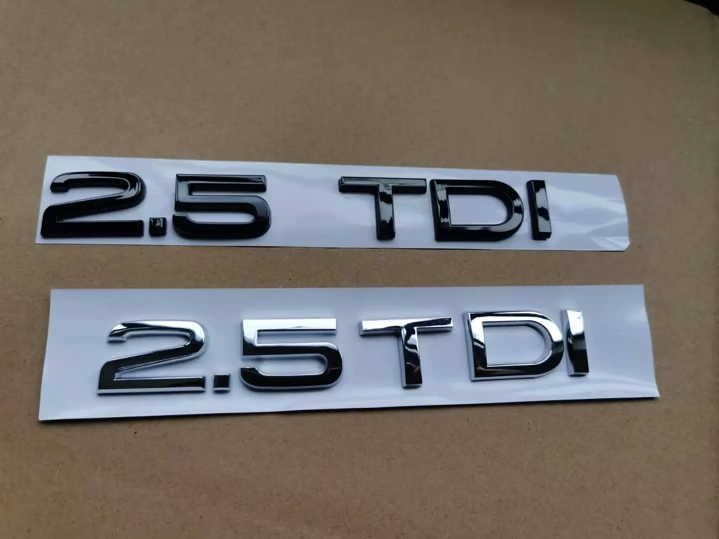 

1X Chrome glossy black ABS 2.5 TDI Car Body Rear Trunk Emblem Badge Sticker for Audi Accessories